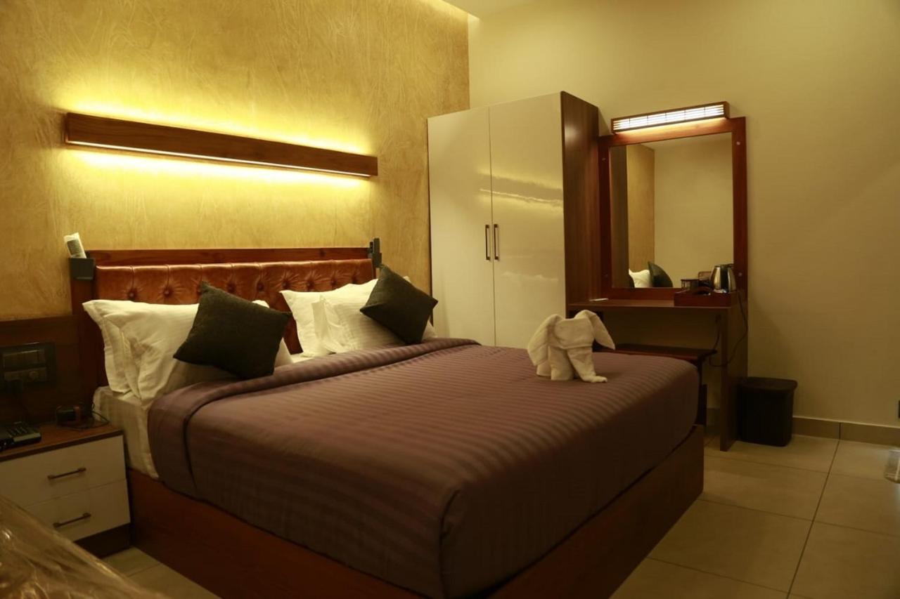 Hotel Casa Orchid Alappuzha Esterno foto